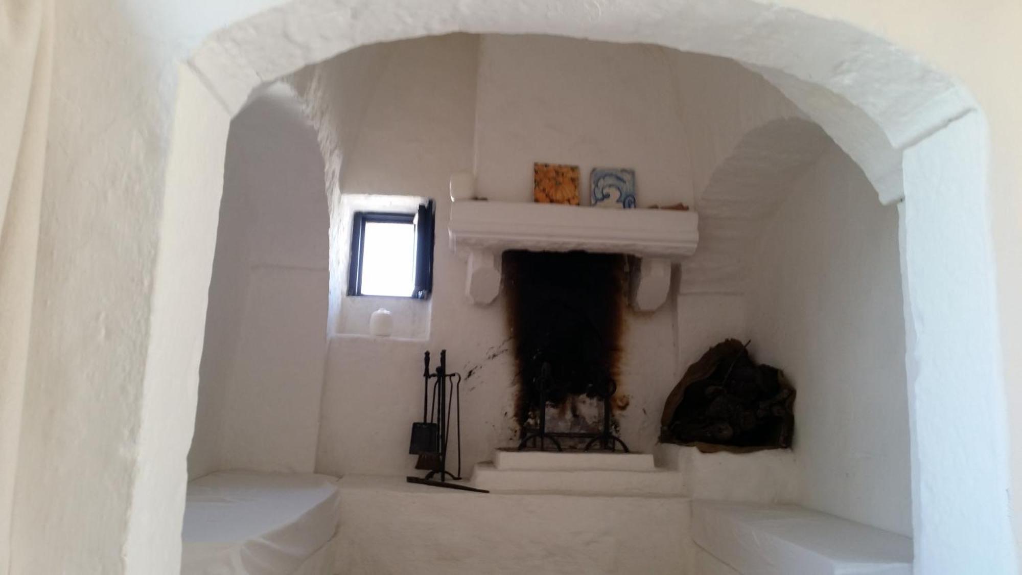 Gasthaus Masseria Fra Diavolo Castellana Grotte Exterior foto